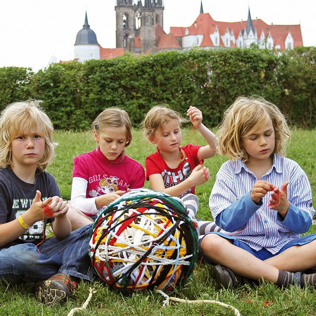 Kinder häkeln langes Seil